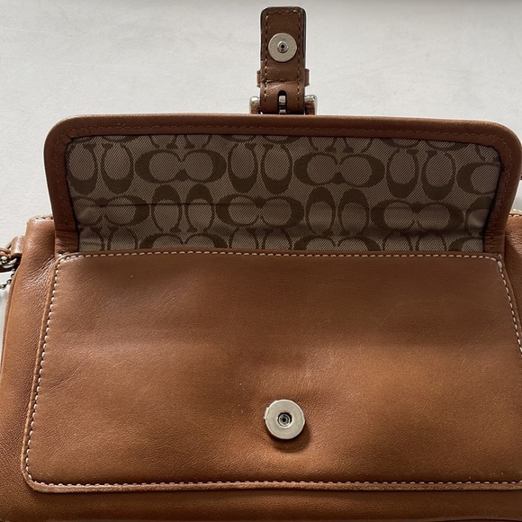 Coach wristlet - Picture 7 of 11